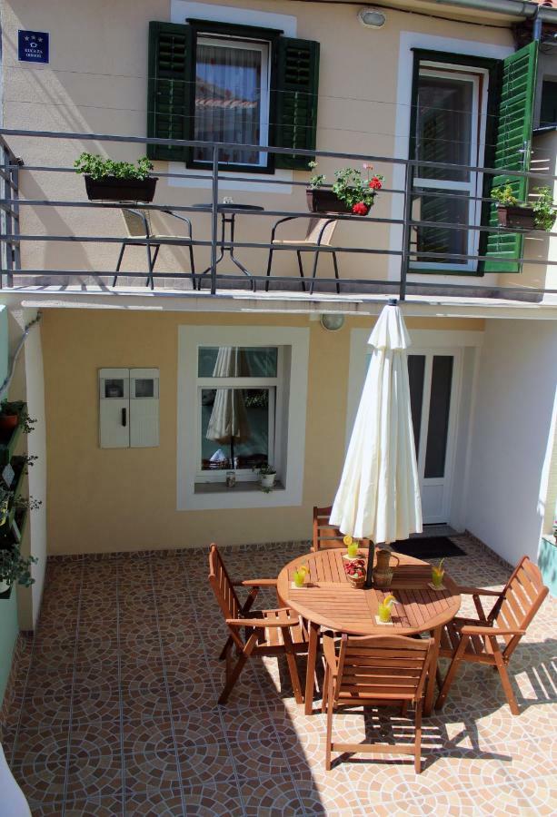 Apartment Karega Šibenik Екстериор снимка